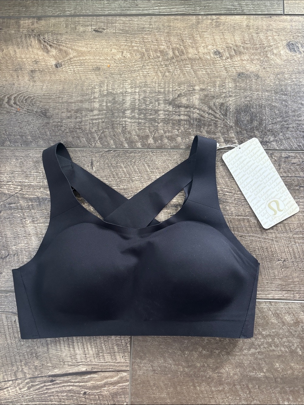 Lululemon Enlite Black Crisscross Back Sports Bra size 36B - Picture 4 of 9